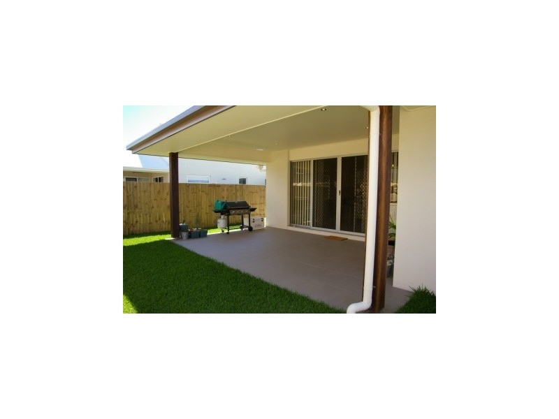 27 Kowari Crescent, North Lakes QLD 4509
