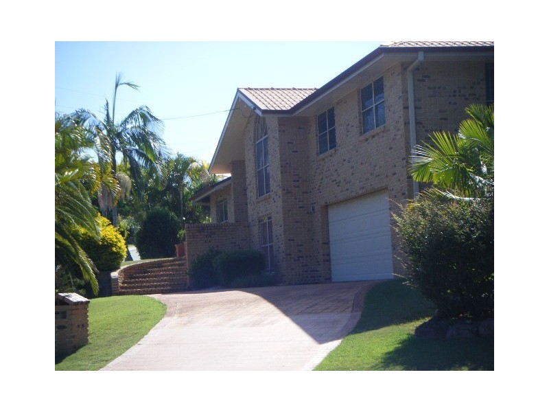 43 Eucumbene Drive, Petrie QLD 4502