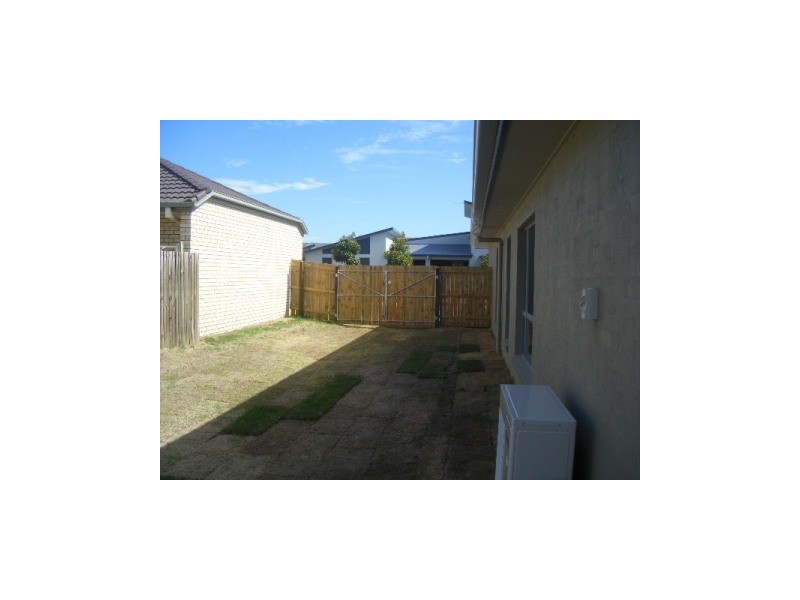 20 Kangaroo Street, North Lakes QLD 4509