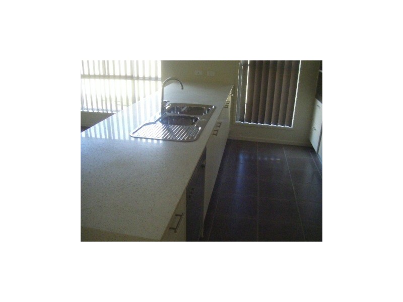 20 Kangaroo Street, North Lakes QLD 4509