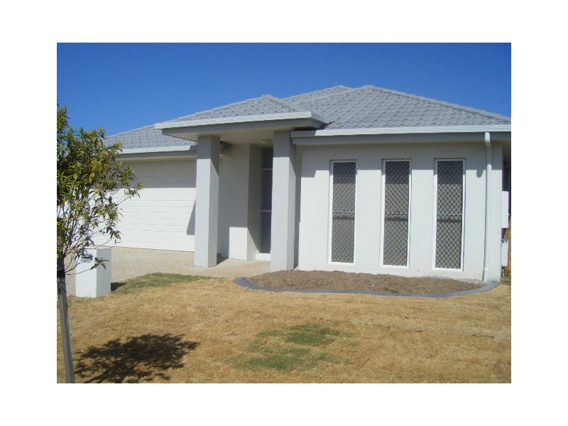 24 Rawlins Cres, North Lakes QLD 4509