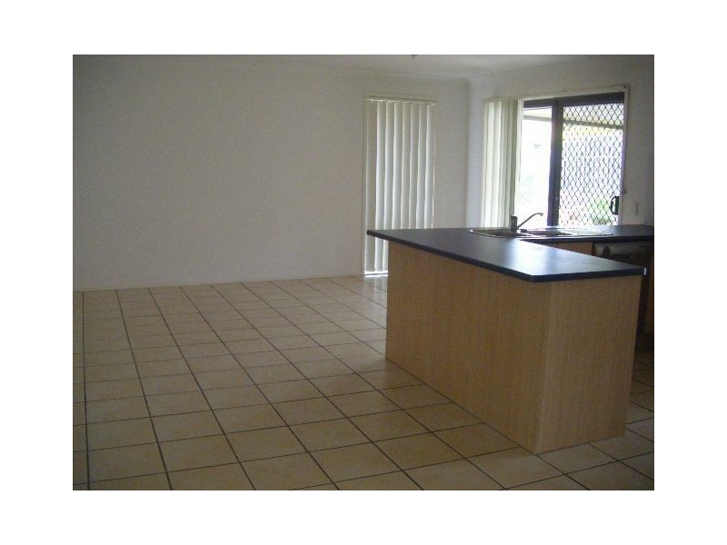 5 Sepia Place, Griffin QLD 4503