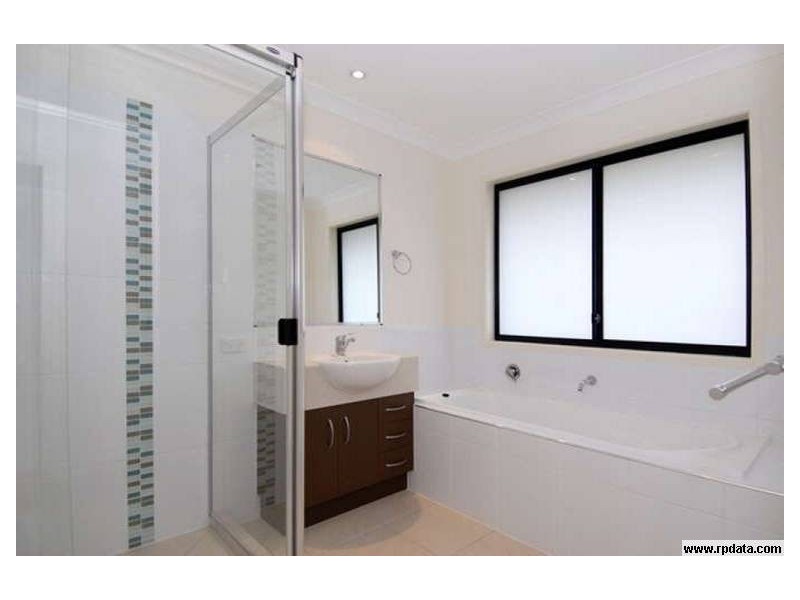 7 Waterway Crescent, Murrumba Downs QLD 4503