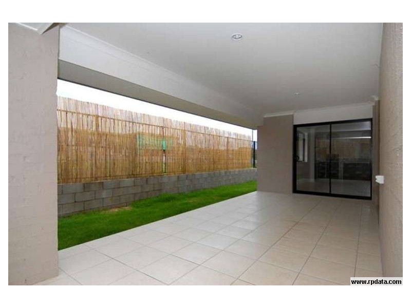 7 Waterway Crescent, Murrumba Downs QLD 4503