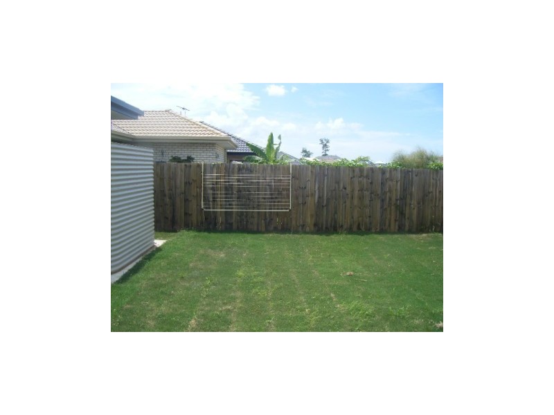 12 Carmody Pde, North Lakes QLD 4509