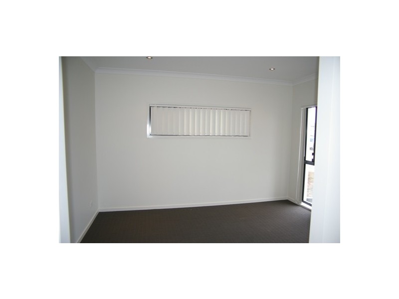 37 Astley Pde, North Lakes QLD 4509