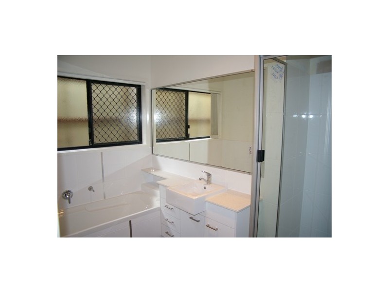 37 Astley Pde, North Lakes QLD 4509