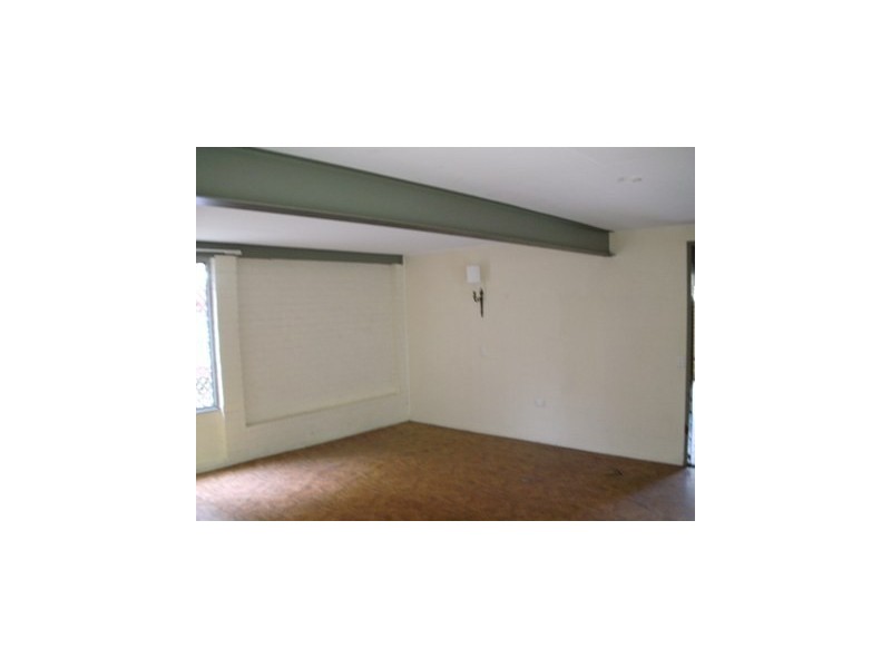 143 Samsonvale Road, Strathpine QLD 4500