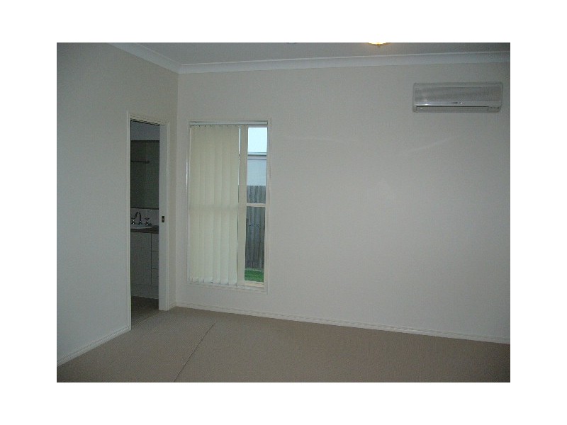 4 Backhousia Court, North Lakes QLD 4509