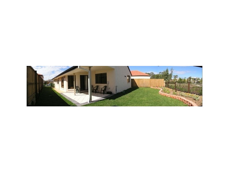 12 Sandpiper Ave, North Lakes QLD 4509