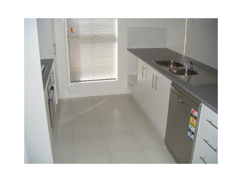 7 Lanagan Cct, North Lakes QLD 4509