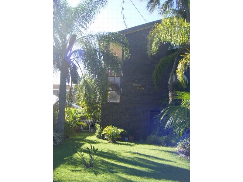 5/8 Moffatt Street, Scarborough QLD 4020