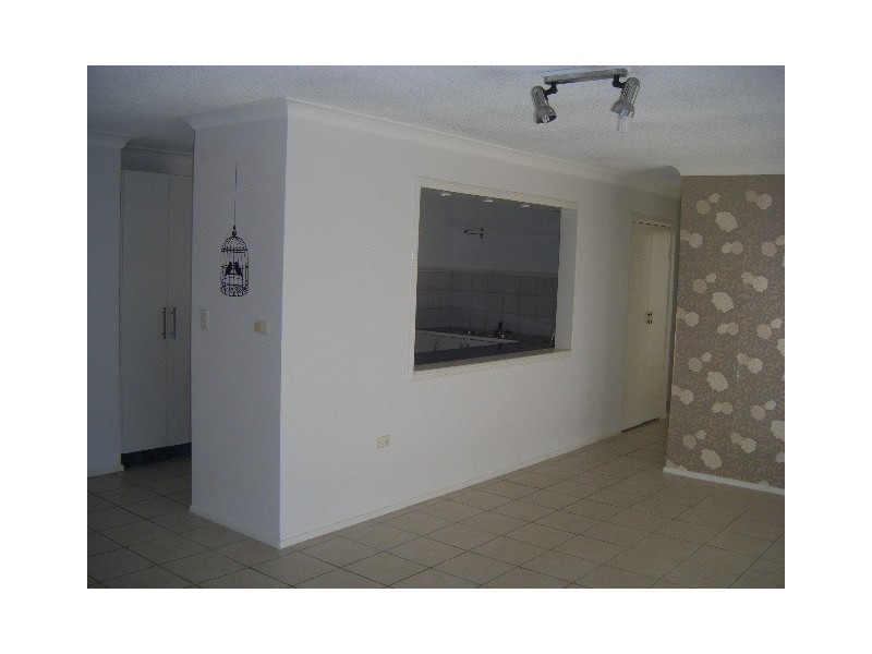 5/8 Moffatt Street, Scarborough QLD 4020