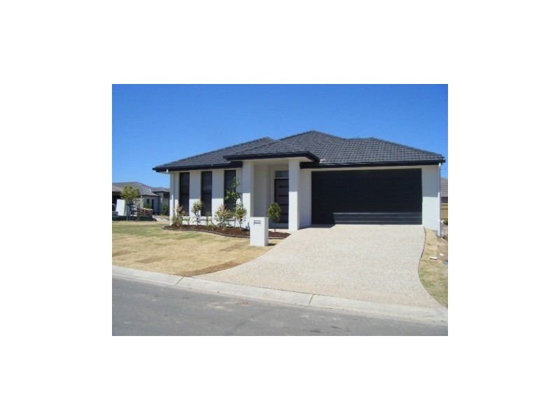 38 Astley Pde, North Lakes QLD 4509