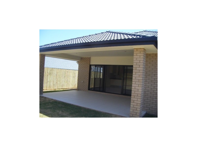 38 Astley Pde, North Lakes QLD 4509