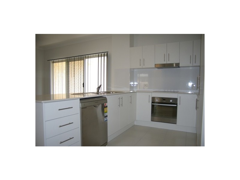 1/5 Kangaroo Street, North Lakes QLD 4509