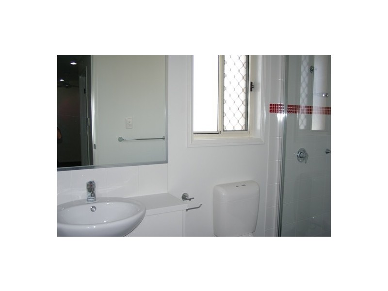 1/5 Kangaroo Street, North Lakes QLD 4509