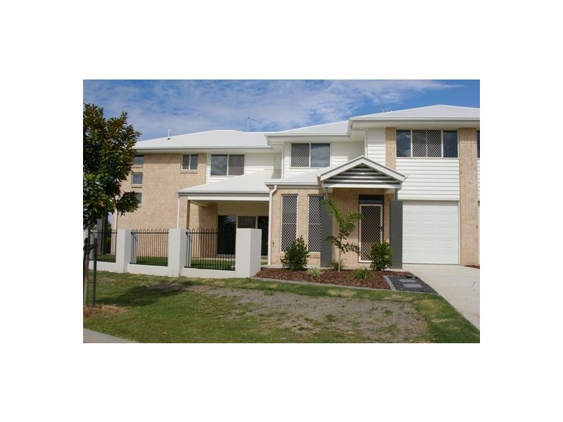 2/5 Kangaroo Street, North Lakes QLD 4509