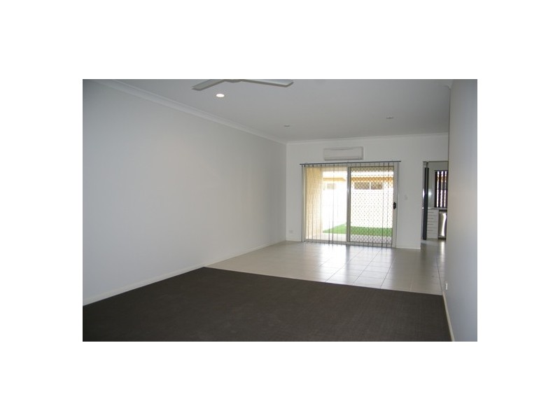 2/5 Kangaroo Street, North Lakes QLD 4509