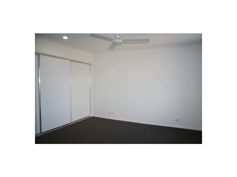 2/5 Kangaroo Street, North Lakes QLD 4509