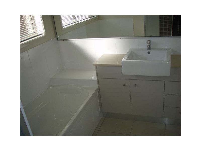 25 Rawlins Cres, North Lakes QLD 4509