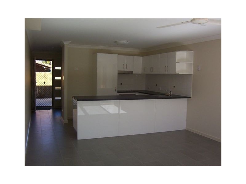 2/5 Macfarlane Street, Kippa-ring QLD 4021