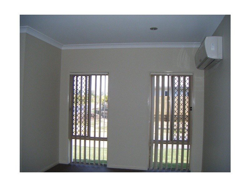 62 Nicklaus Parade, North Lakes QLD 4509