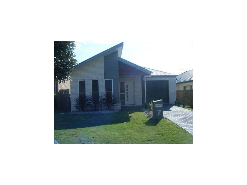 7 Dingo Street, North Lakes QLD 4509