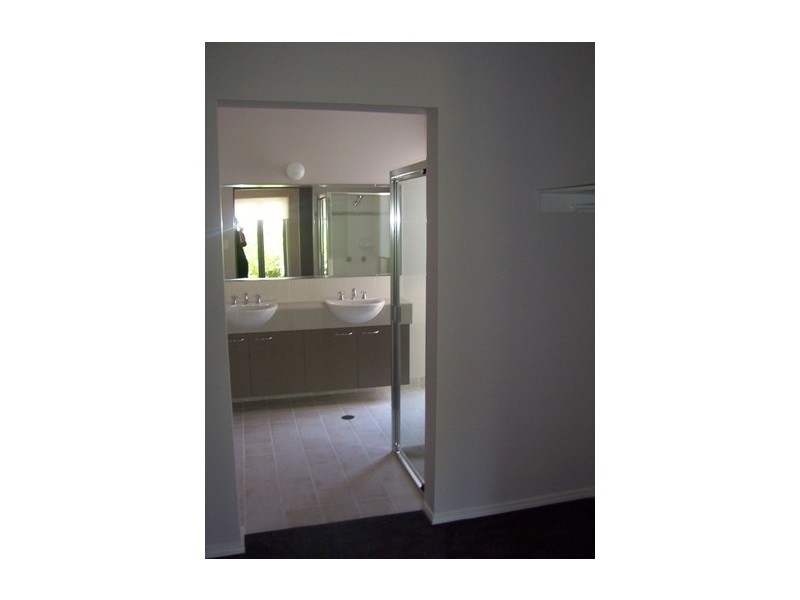 7 Douglas Cct, North Lakes QLD 4509