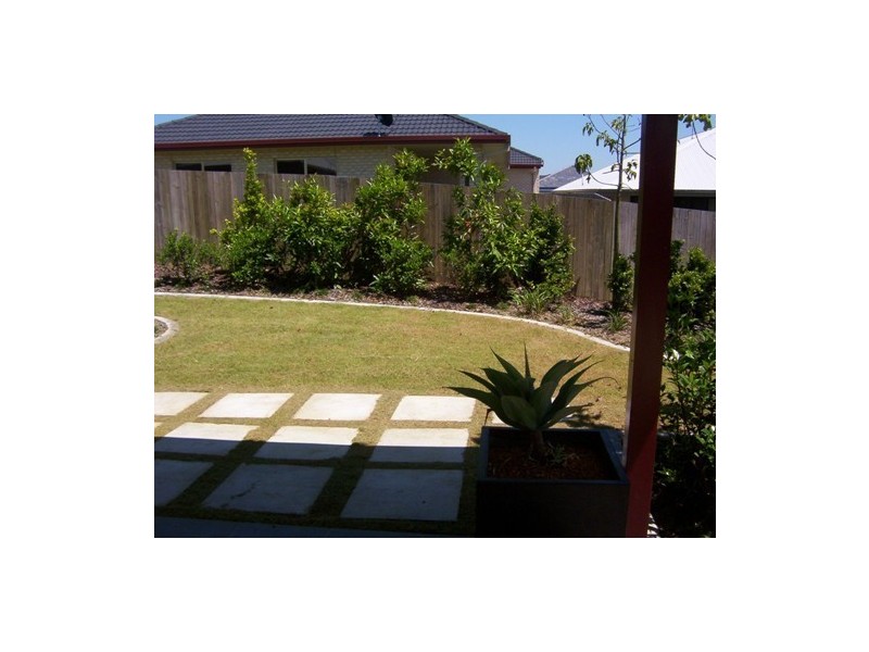 7 Douglas Cct, North Lakes QLD 4509