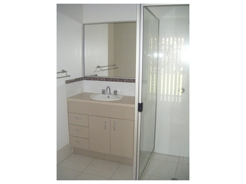 8 Calder Street, North Lakes QLD 4509