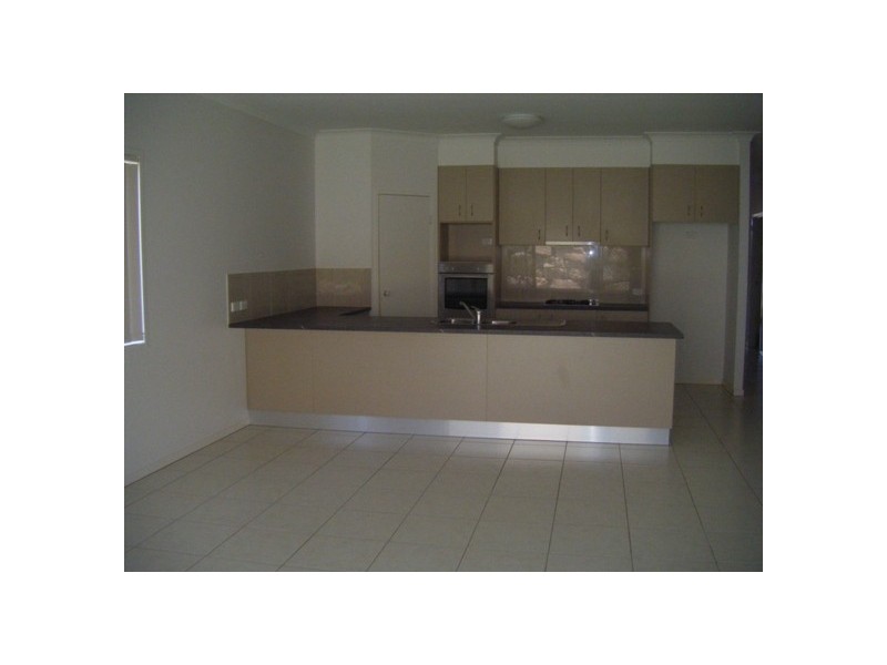 8 Calder Street, North Lakes QLD 4509