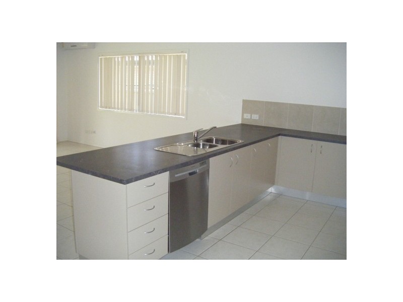 8 Calder Street, North Lakes QLD 4509