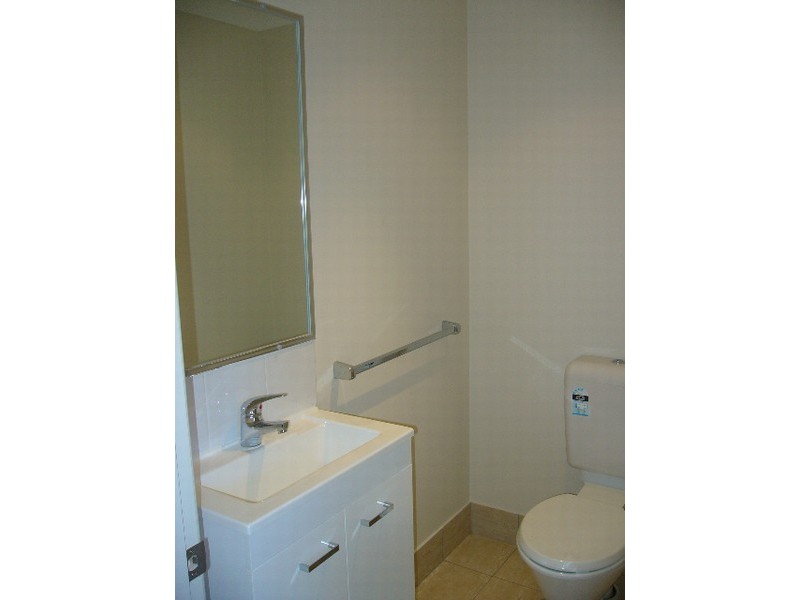 1/15 Highcliff Cres, North Lakes QLD 4509