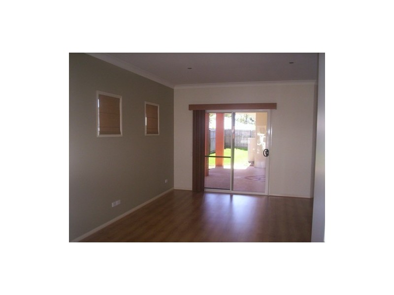 21 Douglas Cct, North Lakes QLD 4509