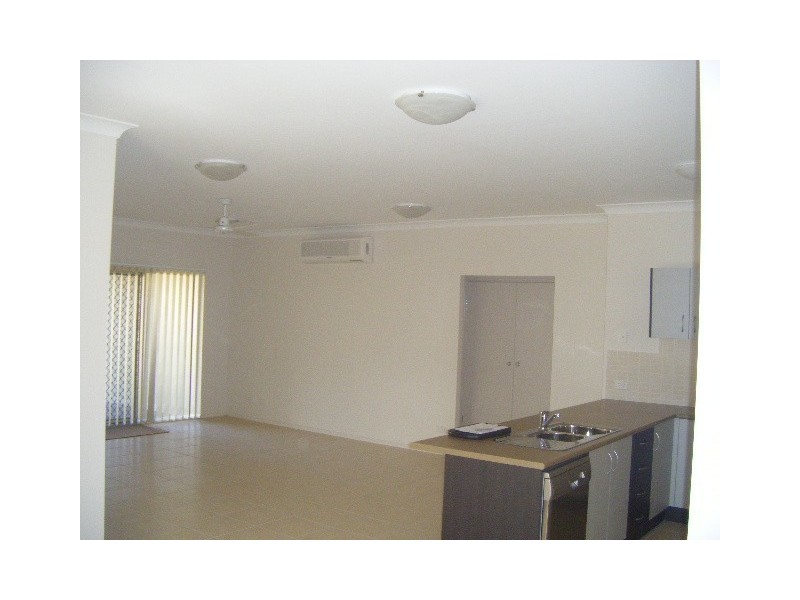 22 Mulgara Ct, North Lakes QLD 4509