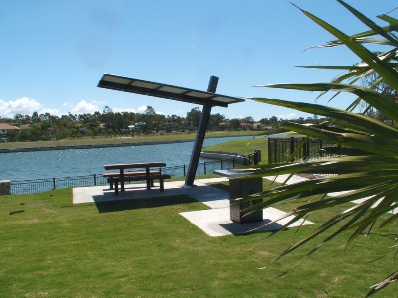 1 Oxley Drive, Biggera Waters QLD 4216