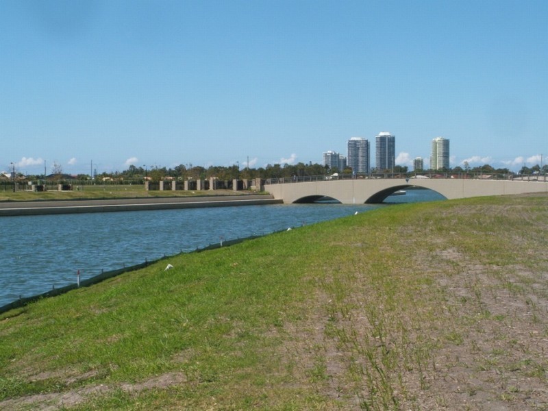 1 Oxley Drive, Biggera Waters QLD 4216