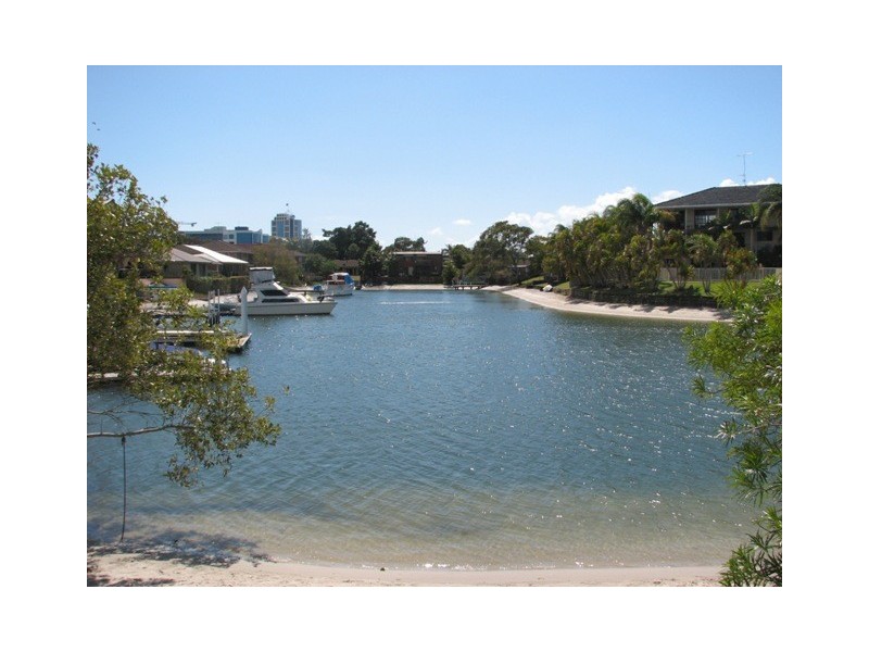 4 Pisa Court, Surfers Paradise QLD 4217