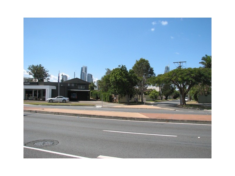 4 Pisa Court, Surfers Paradise QLD 4217