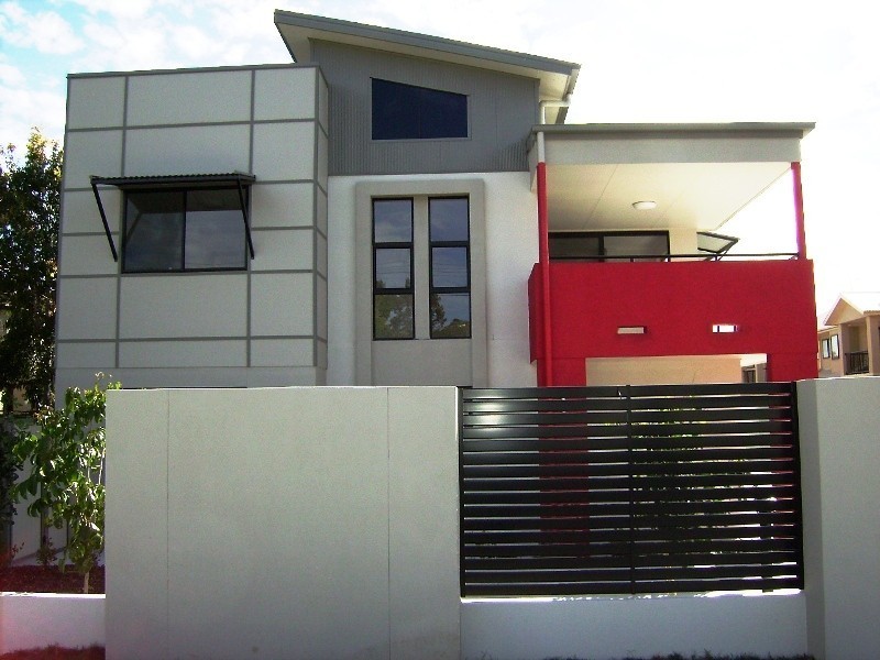 Labrador QLD 4215
