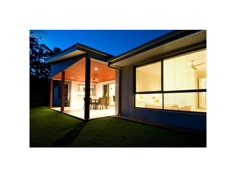 1 James Place, Maudsland QLD 4210