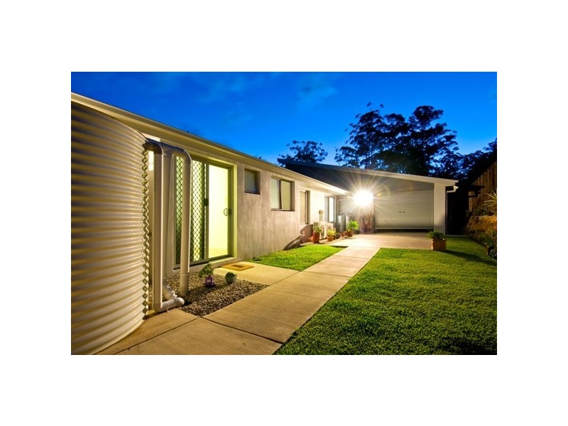 1 James Place, Maudsland QLD 4210