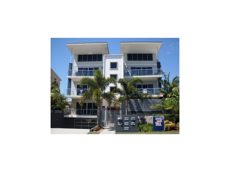 Labrador QLD 4215