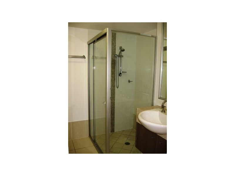 4/28 Parker Street, Labrador QLD 4215