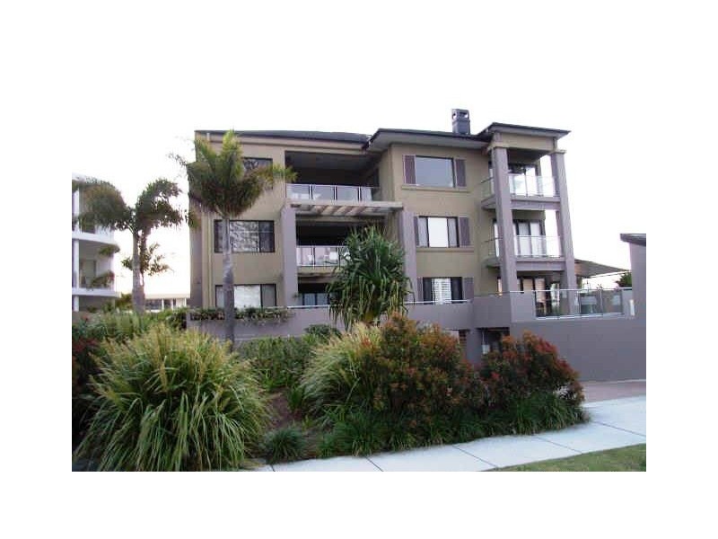 11/36 Oatland Esplanade, Runaway Bay QLD 4216