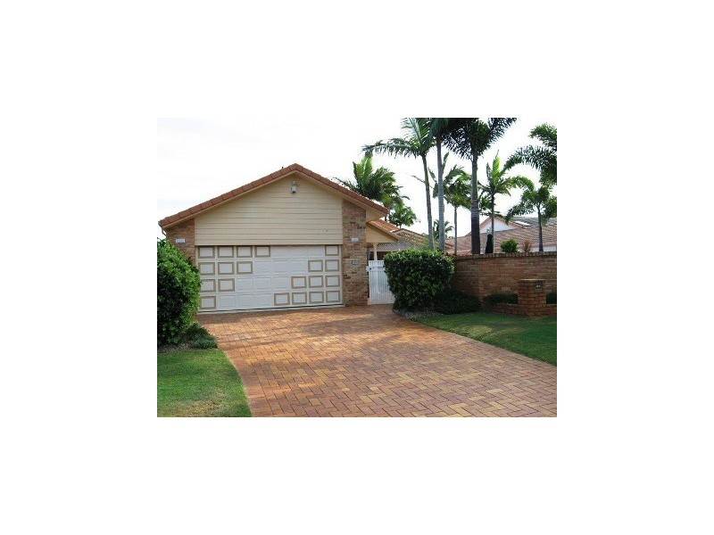 115 Sundance Way, Runaway Bay QLD 4216