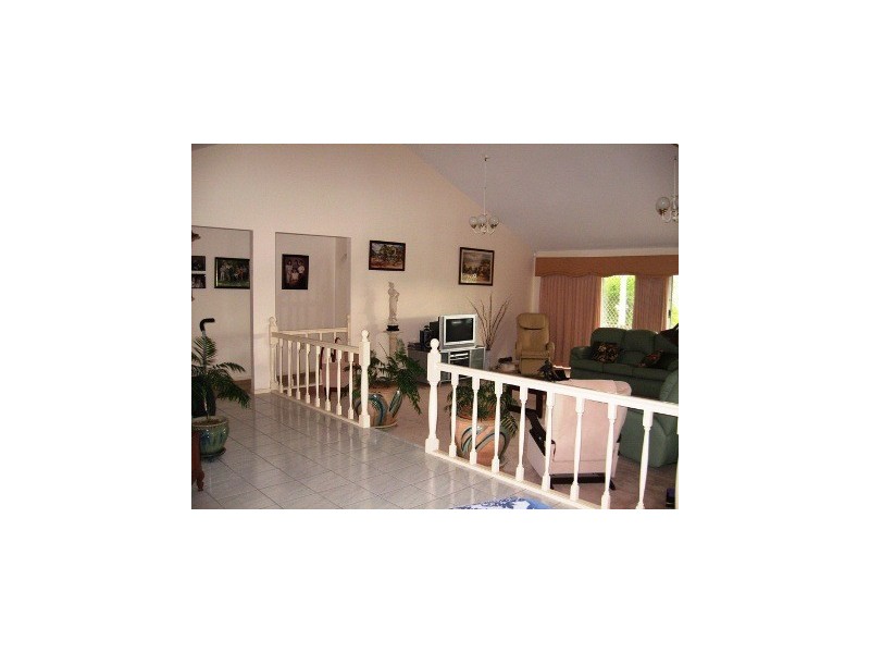 115 Sundance Way, Runaway Bay QLD 4216