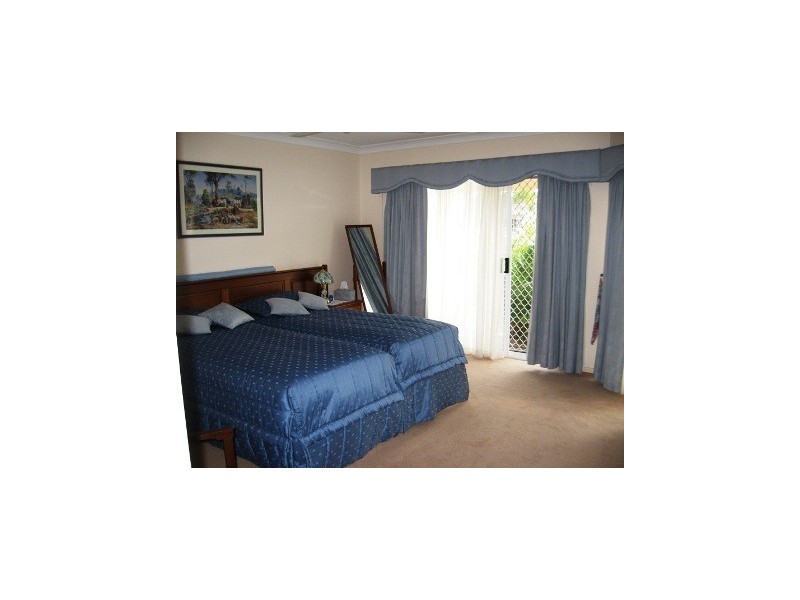 115 Sundance Way, Runaway Bay QLD 4216