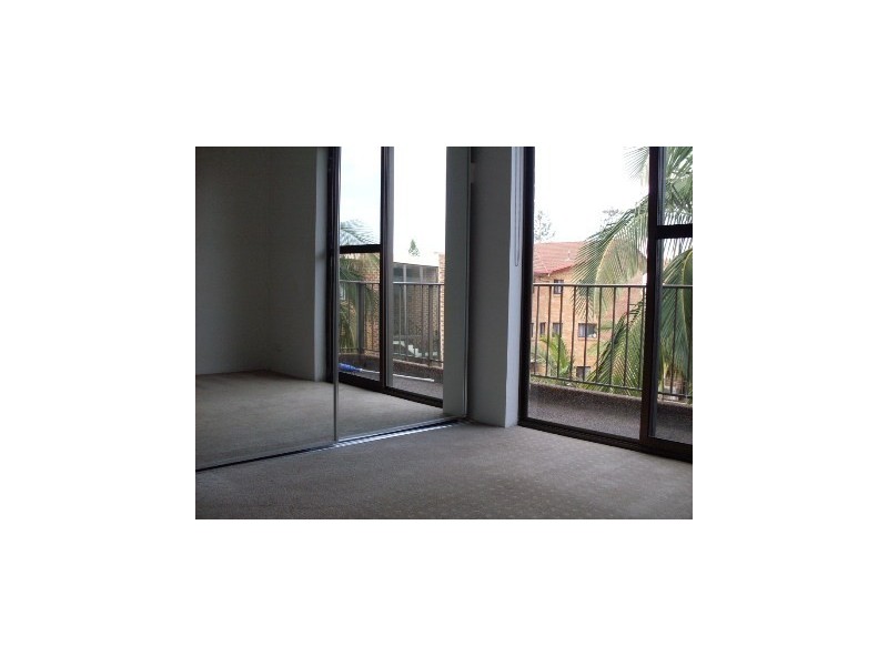 36/490 Marine Parade, Biggera Waters QLD 4216